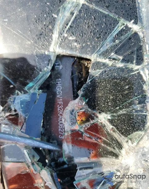 2019 Honda Accord Sport z USA, uszkodzony, nr VIN 1HGCV1F32KA006273